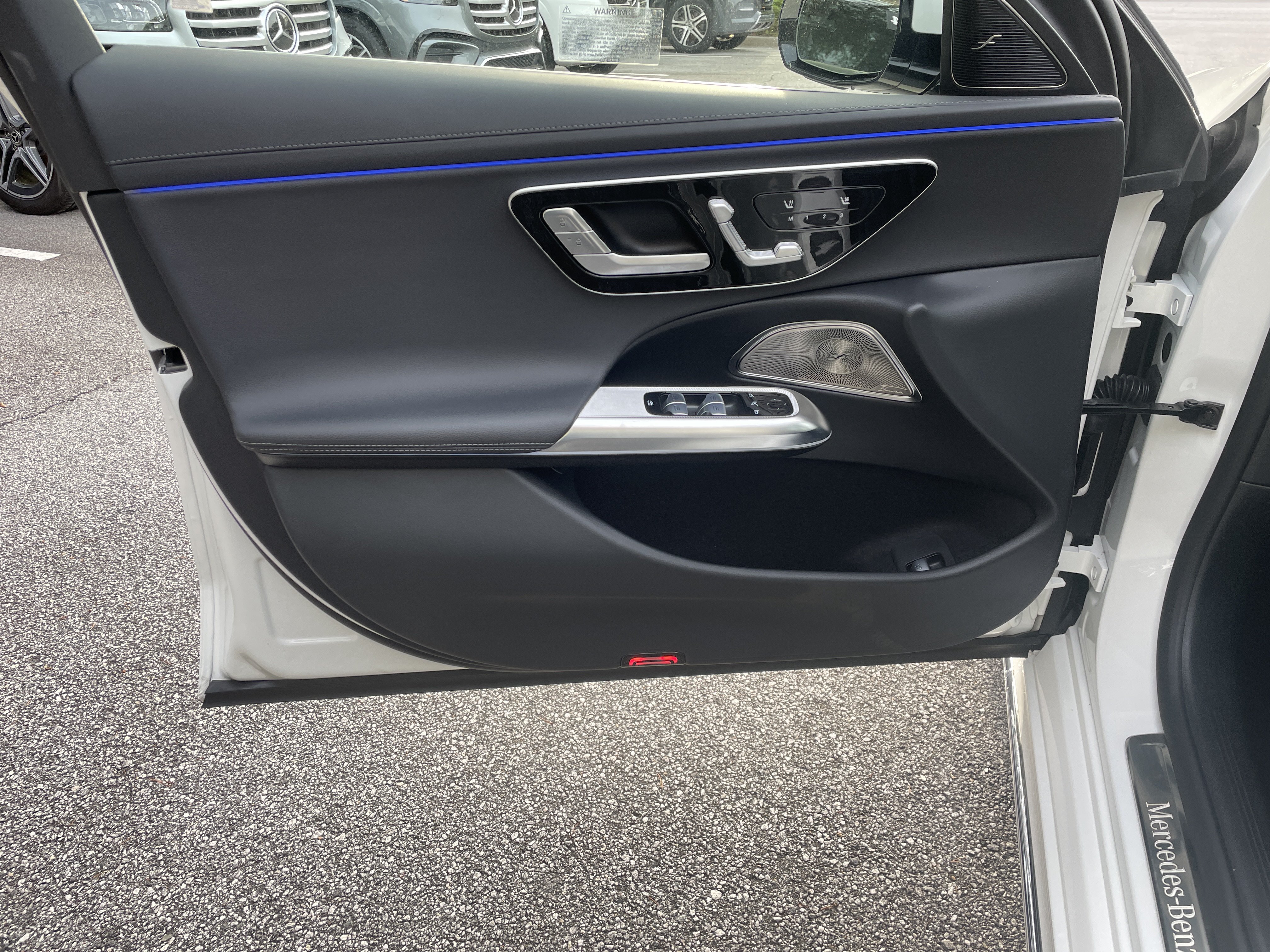 Used 2025 Mercedes-Benz E 350 Sedan image 19