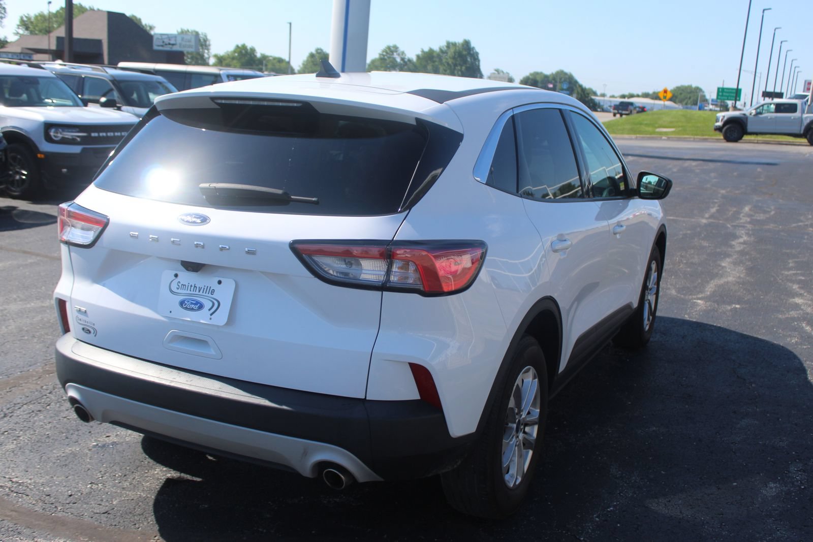 Used 2022 Ford Escape SE FWD image 6