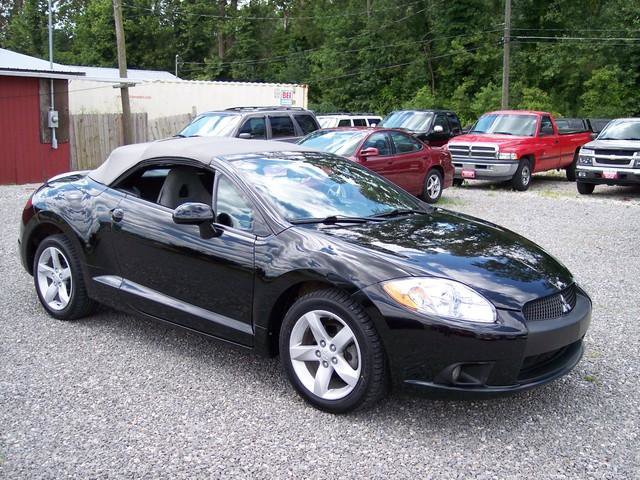 Used 2010 Mitsubishi Eclipse GS image 2