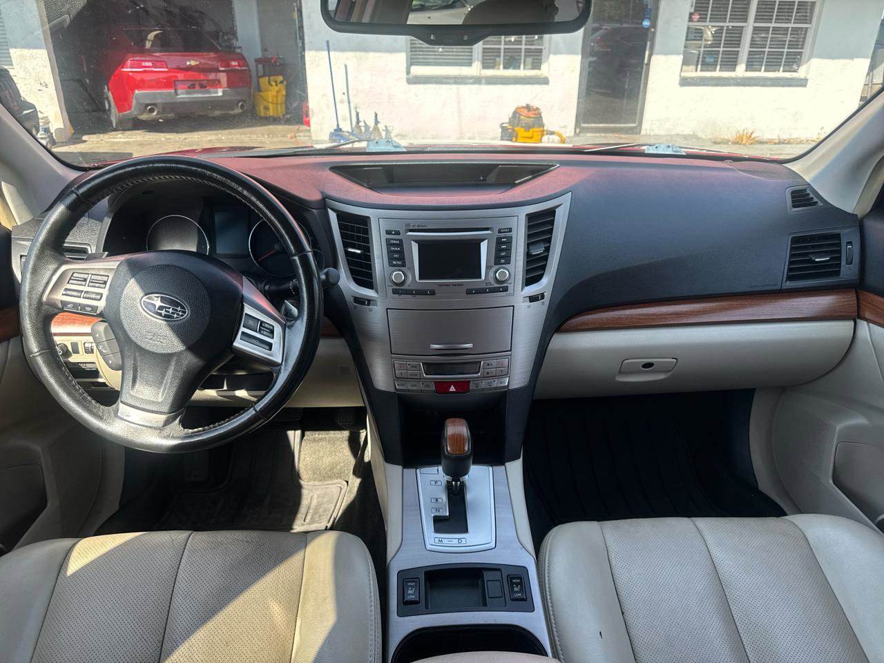 Used 2013 Subaru Outback 2.5i Limited AWD/4WD image 5