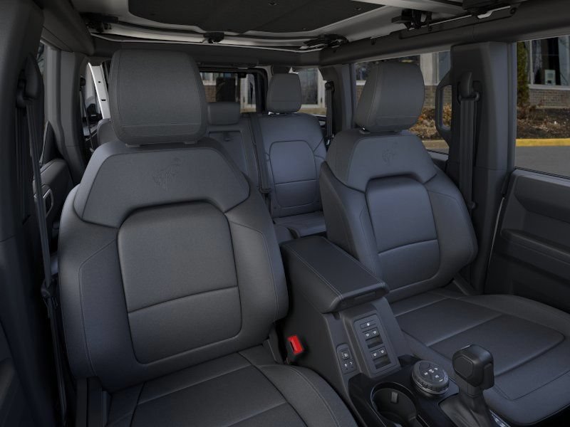 Used 2026 Ford Bronco Outer Banks w/ Black Appearance Package AWD/4WD image 12