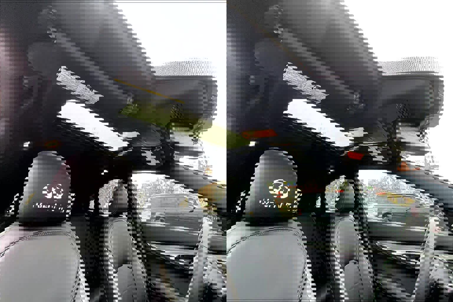 Used 2023 INFINITI QX55 Essential image 14