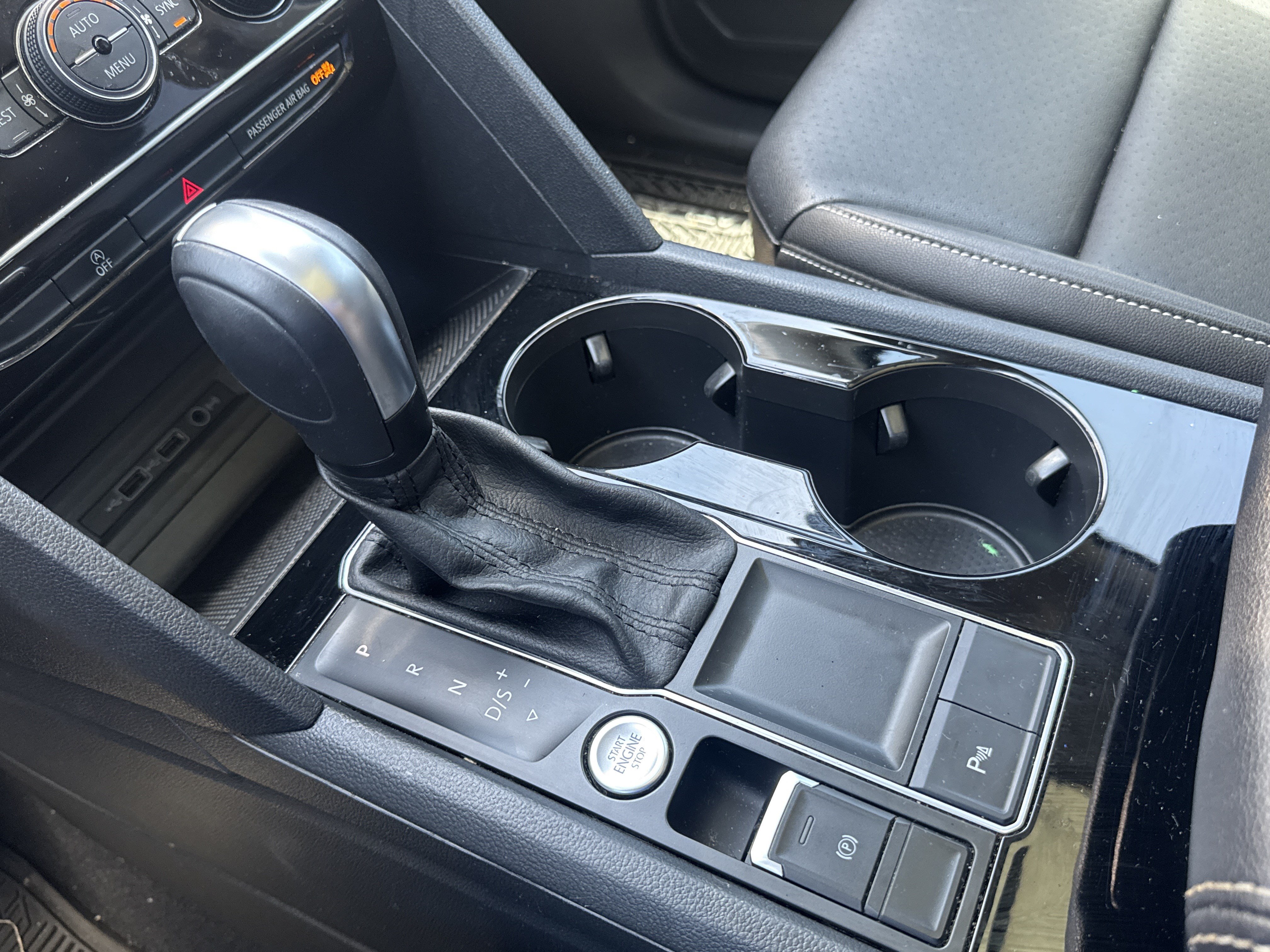 Used 2021 Volkswagen Atlas SEL FWD image 20