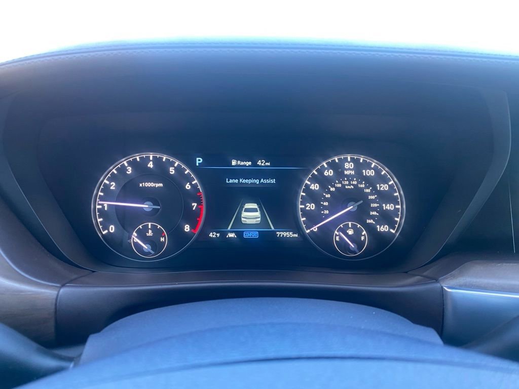 Used 2021 Genesis G90 3.3T Premium image 15