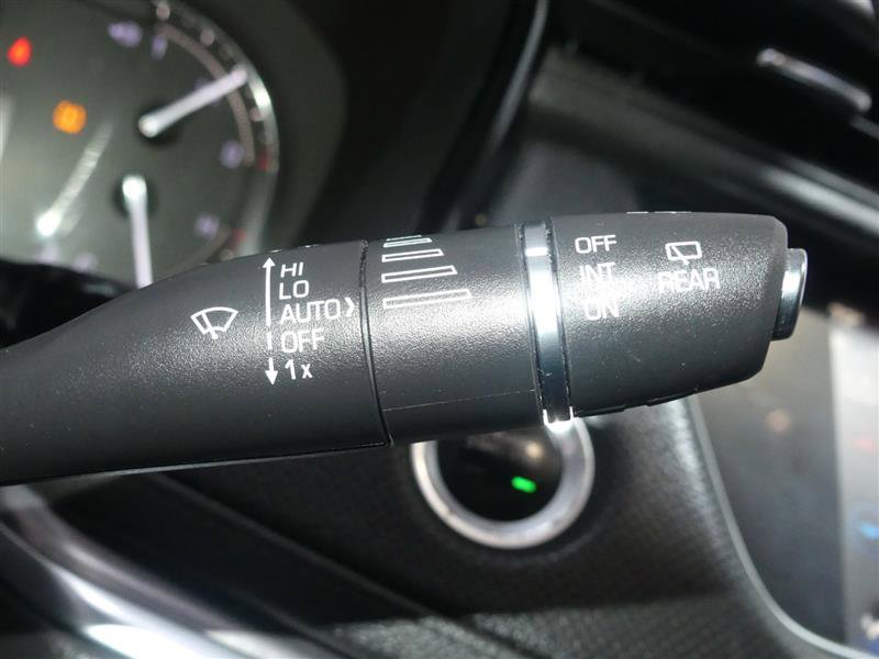 Used 2018 Cadillac XT5 Luxury w/ Driver Awareness Package image 36