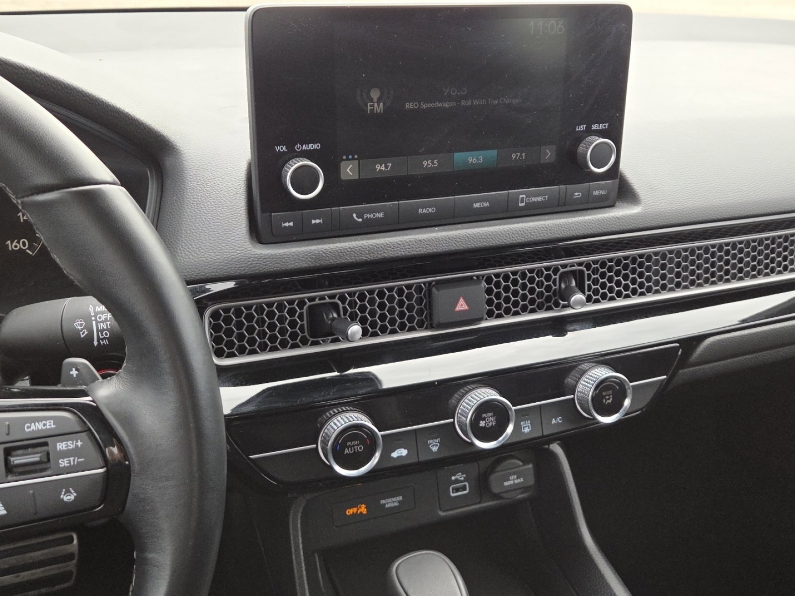 Used 2024 Honda Civic Sport image 27