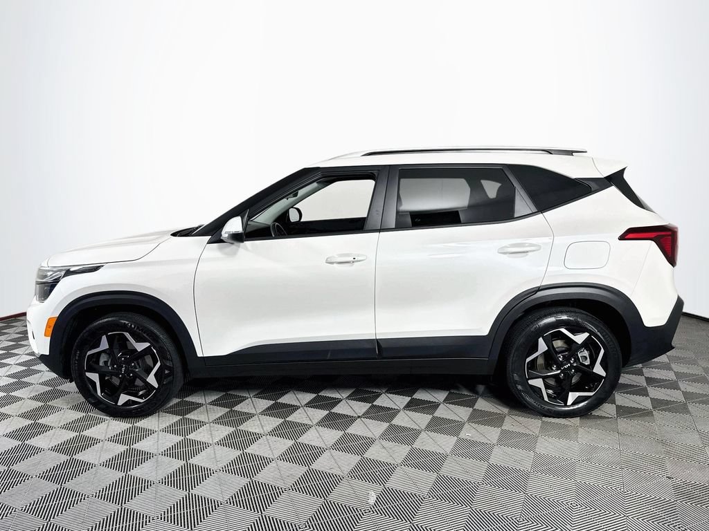 Used 2025 Kia Seltos S AWD/4WD image 4