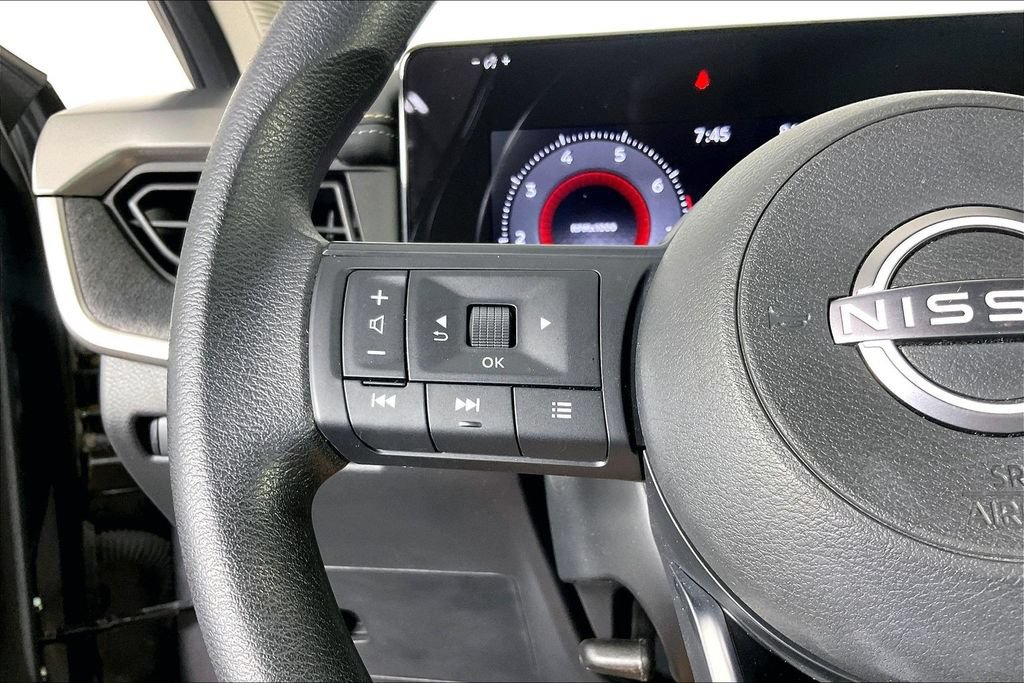 Certified 2025 Nissan Kicks SV AWD/4WD image 22