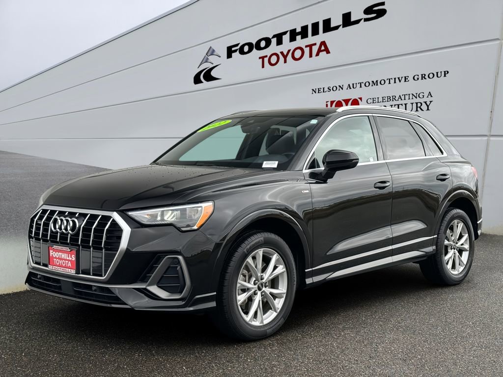 Used 2022 Audi Q3 2.0T Premium w/ Convenience Package image 3