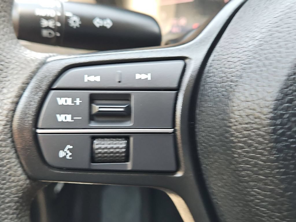 Used 2025 Honda Accord LX image 21