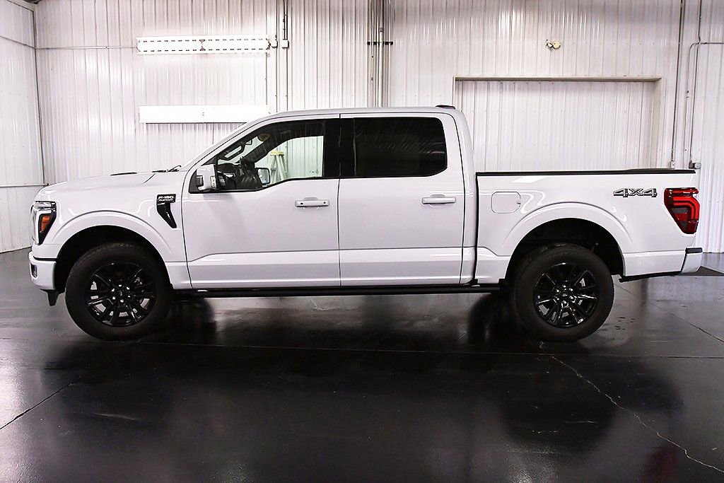 Used 2025 Ford F150 Platinum image 4