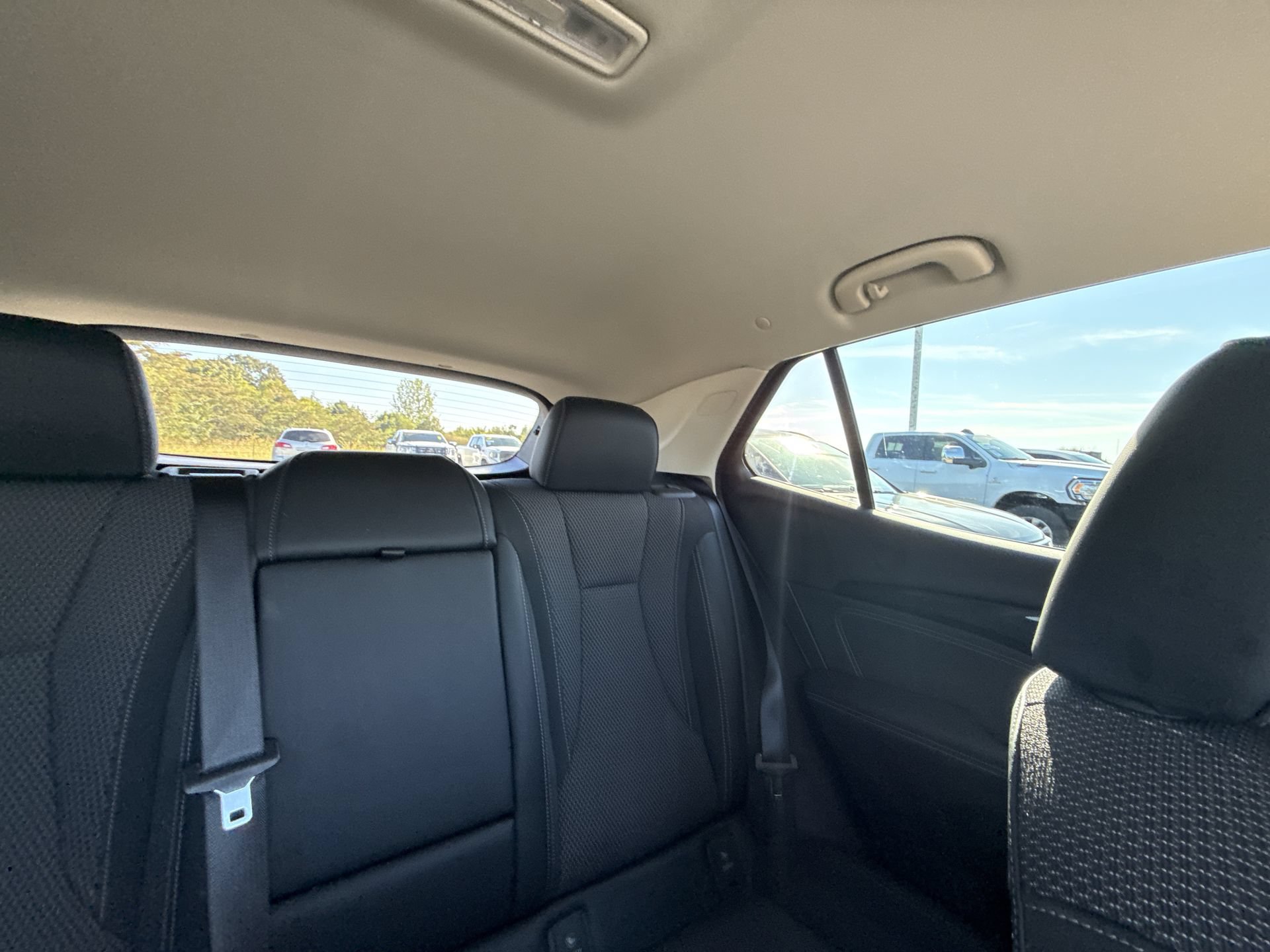 Used 2023 Buick Envision Preferred w/ Sport Touring Package AWD/4WD image 13
