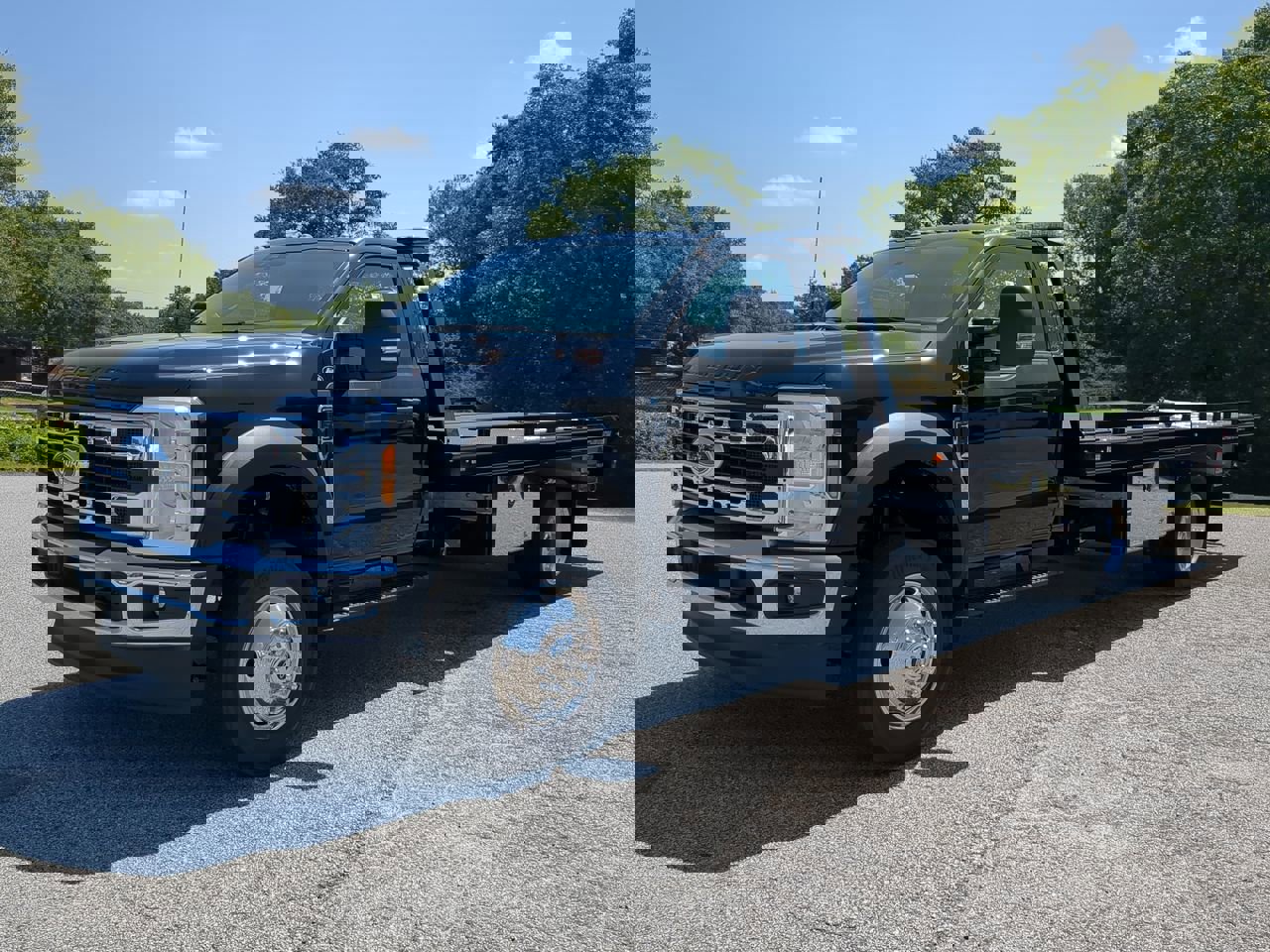 New 2025 Ford F550 2WD Regular Cab Super Duty w/ XL Chrome Package image 6