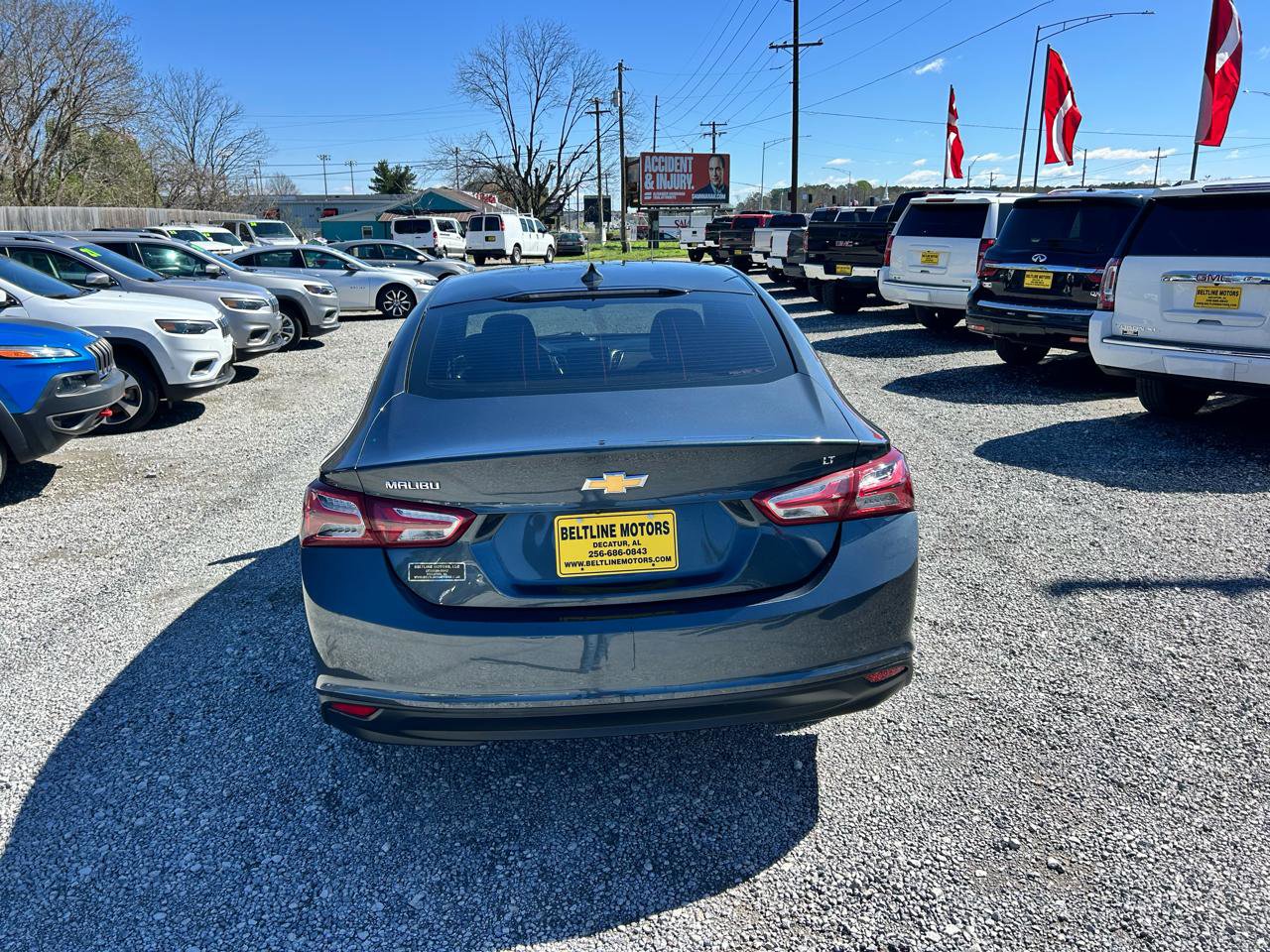 Used 2021 Chevrolet Malibu LT image 17