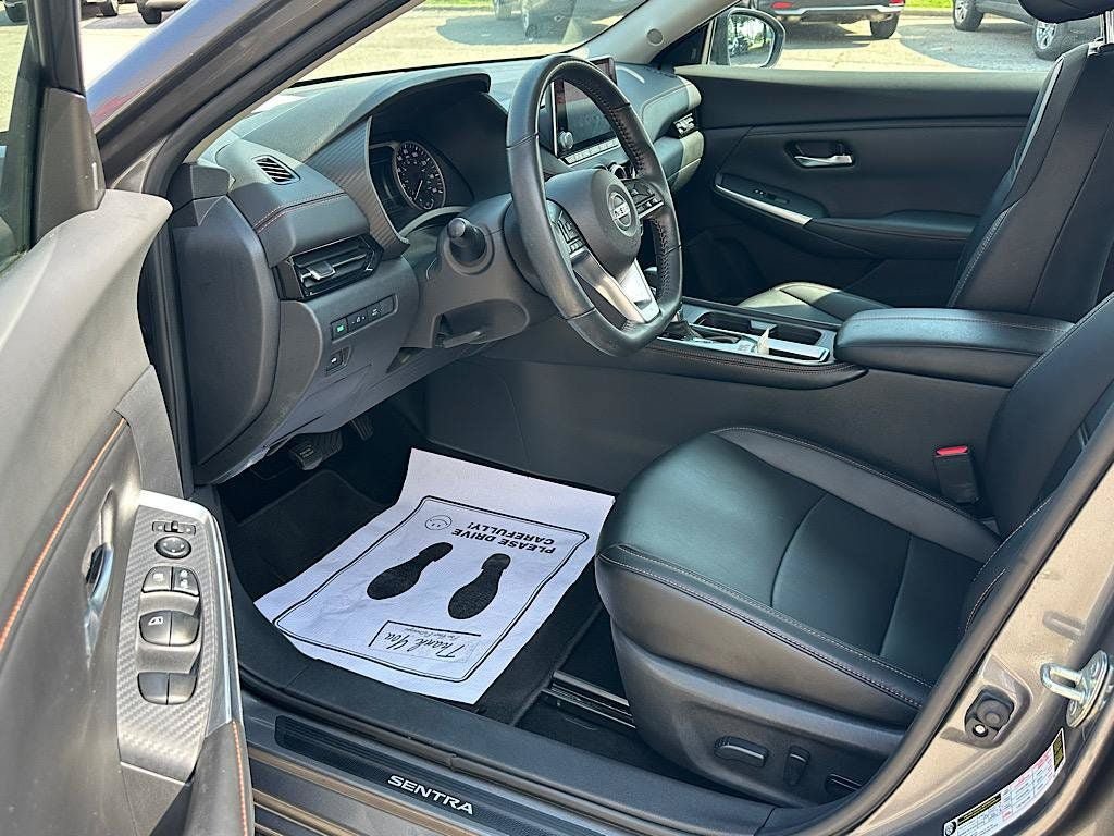 Used 2021 Nissan Sentra SR w/ SR Premium Package FWD image 13