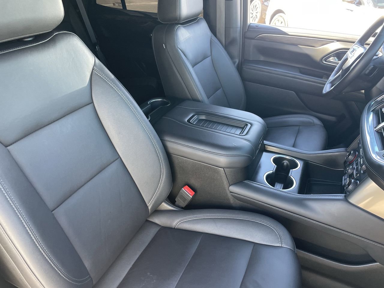 Used 2022 Chevrolet Tahoe Z71 w/ Z71 Off-Road Package image 11