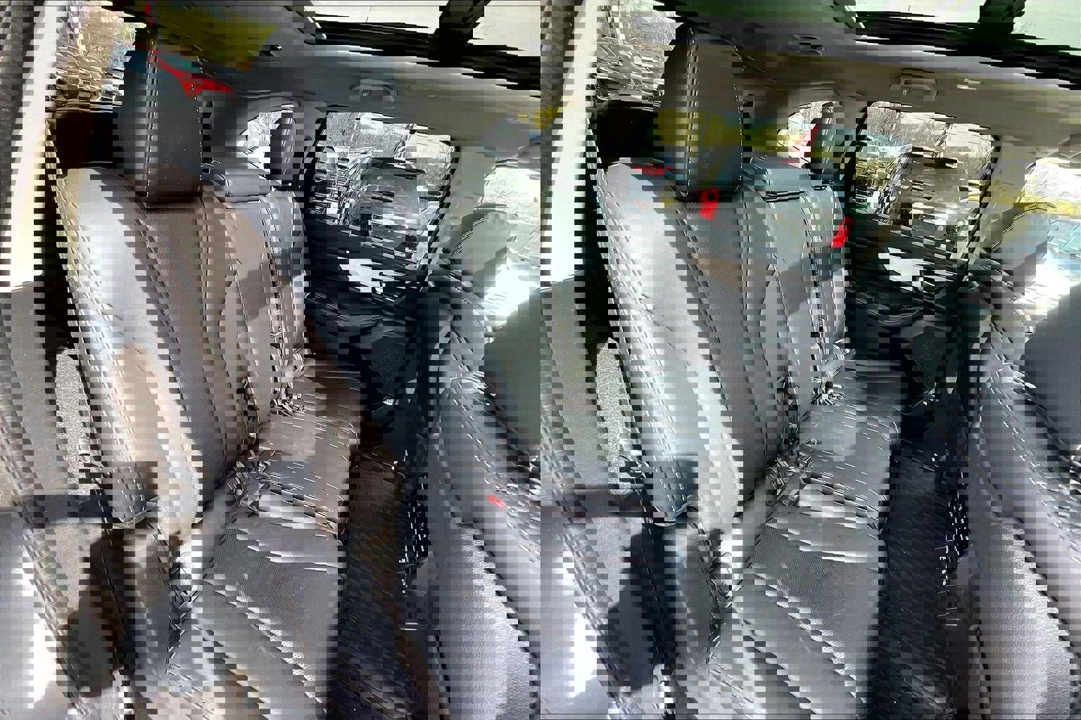 Used 2024 Acura MDX SH-AWD w/ Technology Package image 23