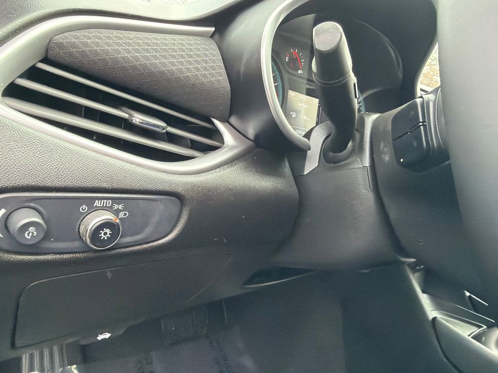 Used 2024 Chevrolet Malibu RS image 28