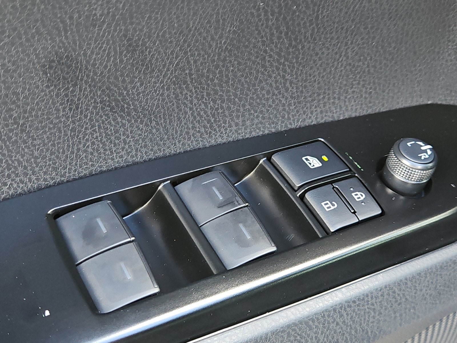 New 2026 Toyota Camry SE FWD image 13