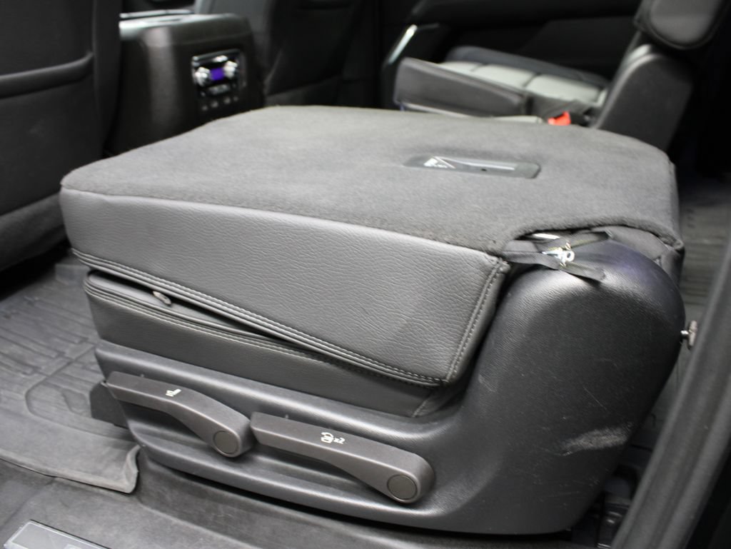 Used 2023 GMC Yukon XL Denali w/ Denali Reserve Package AWD/4WD image 72