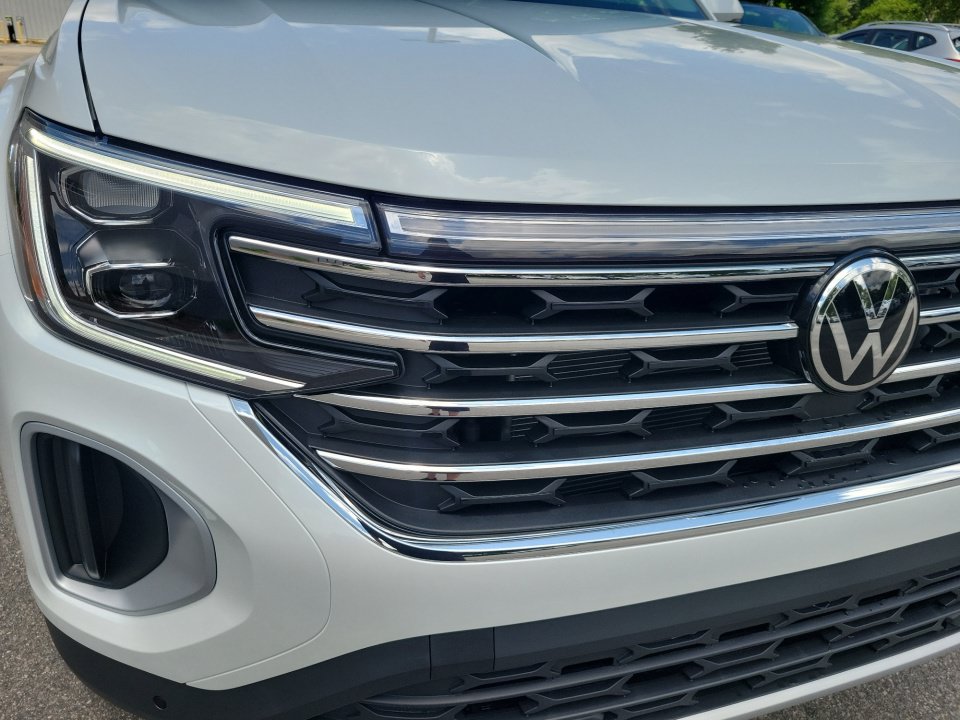 New 2026 Volkswagen Atlas SE FWD image 24