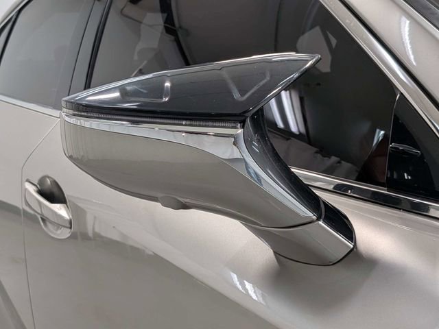 Used 2023 Lexus IS 350 F Sport RWD image 28