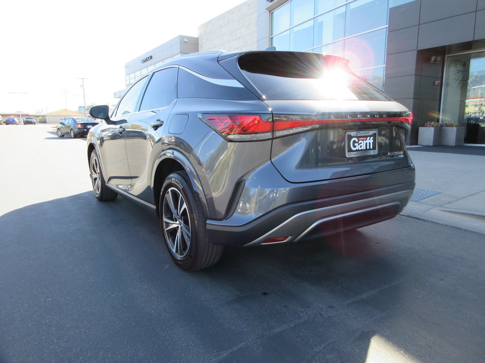 Used 2024 Lexus RX 350h w/ Accessory Package (Z1) AWD/4WD image 5