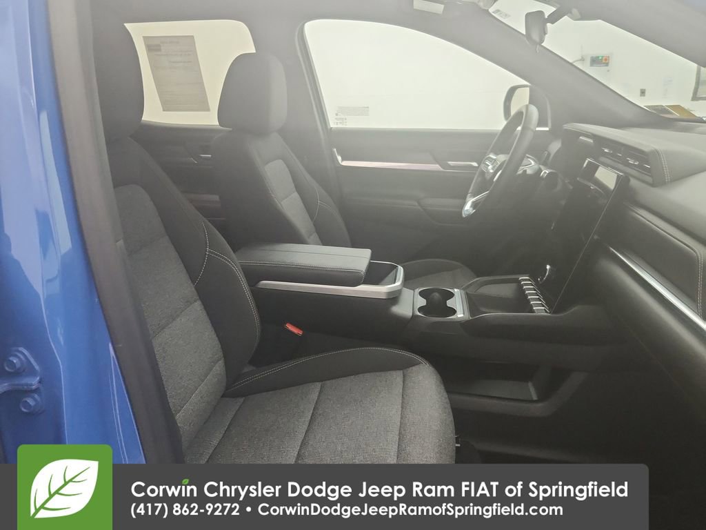 Used 2026 GMC Terrain Elevation image 25