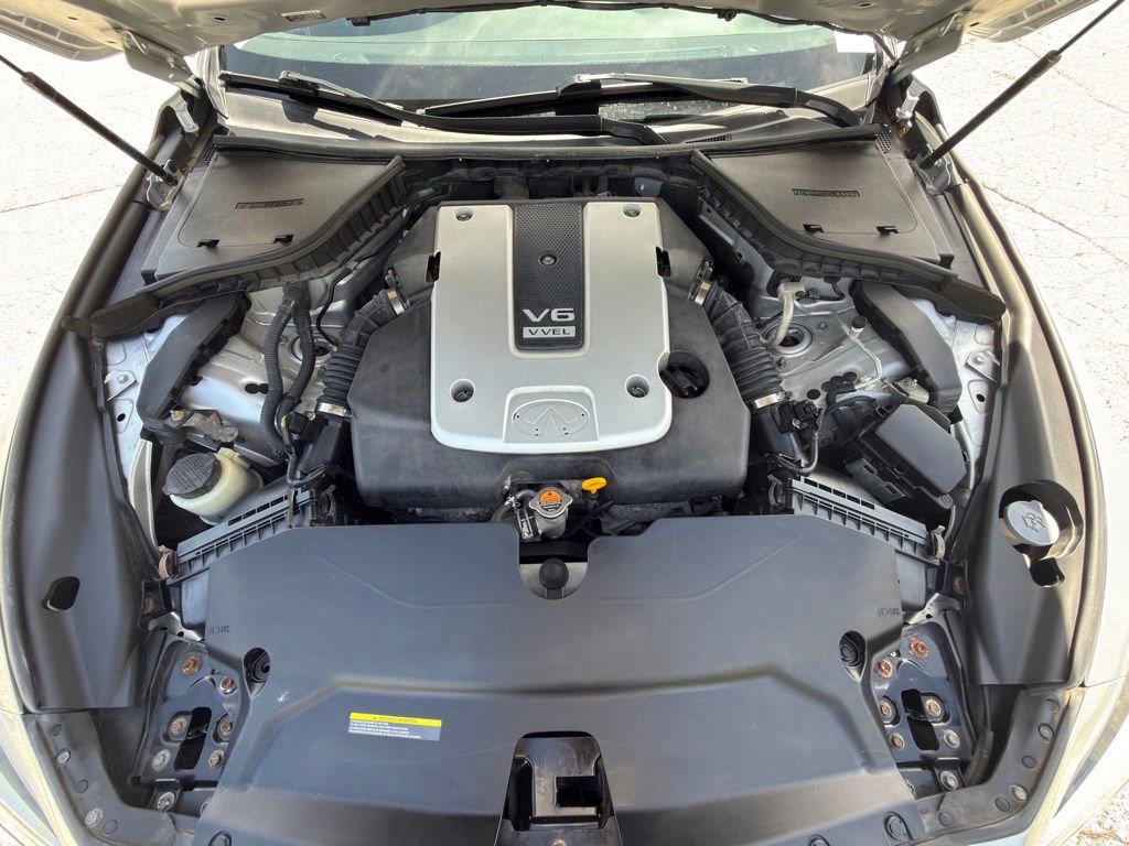 Used 2015 INFINITI Q50 Premium w/ Navigation Package AWD/4WD image 32