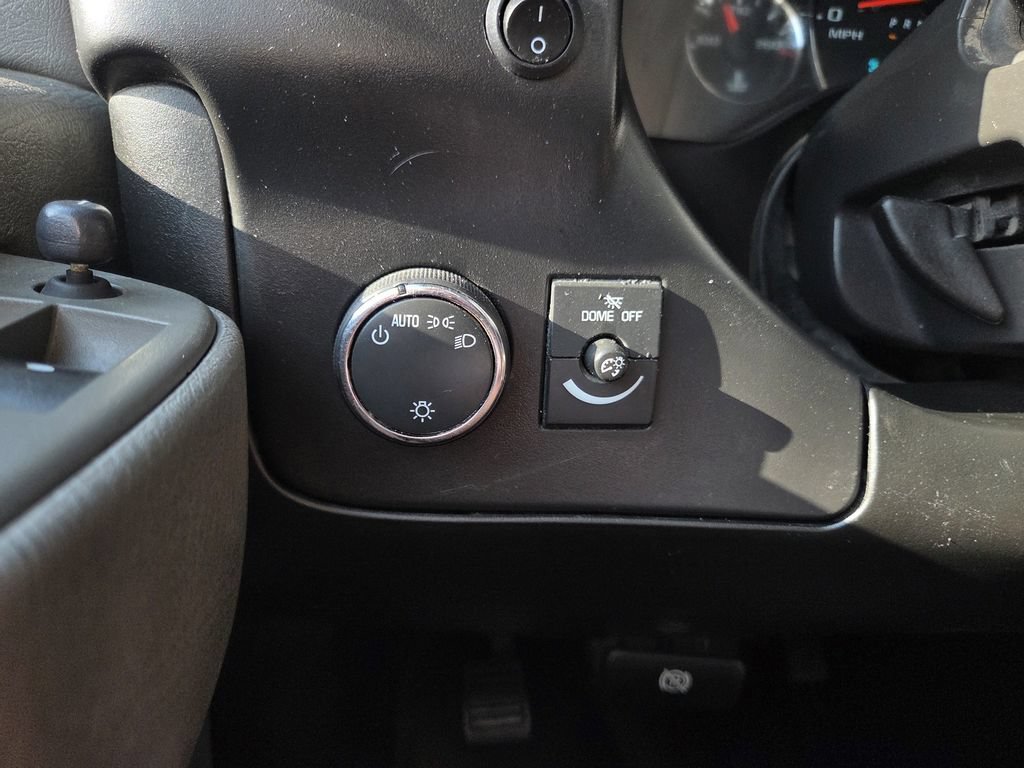 Used 2023 Chevrolet Express 3500 LS RWD image 26
