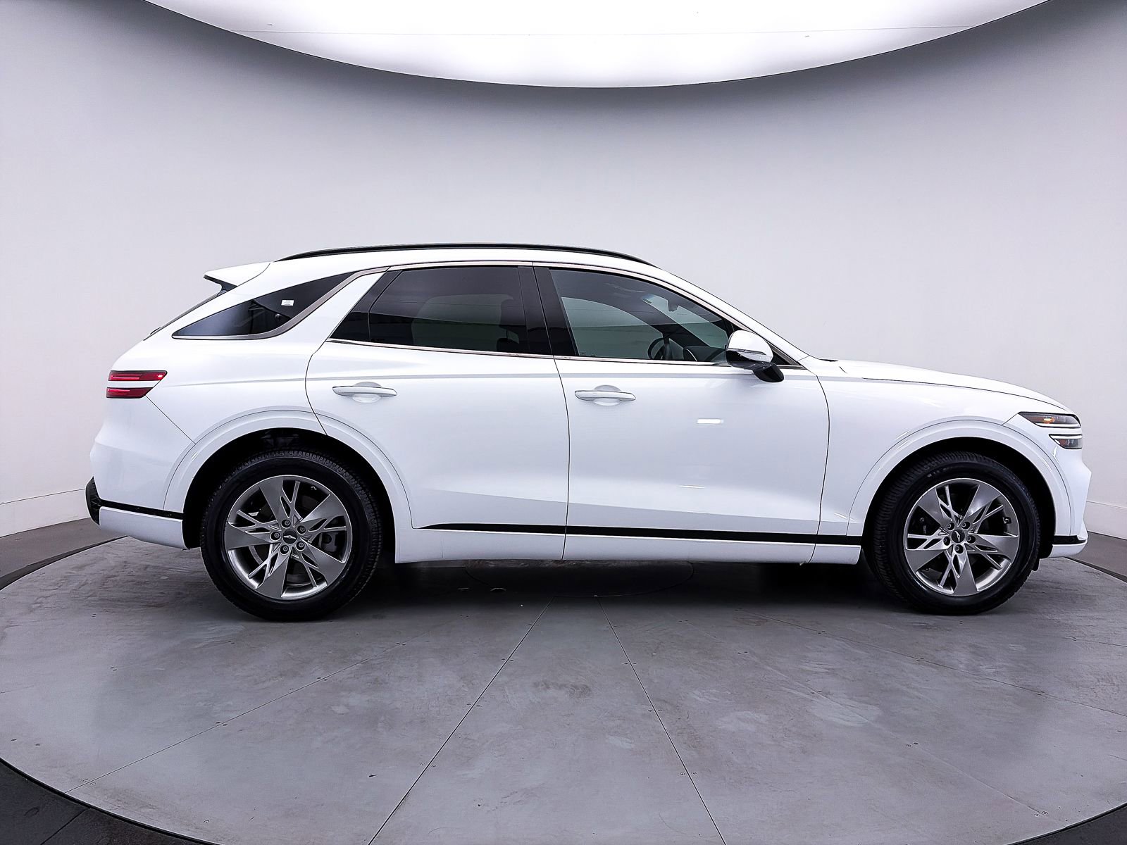 Used 2022 Genesis GV70 3.5T Sport image 42