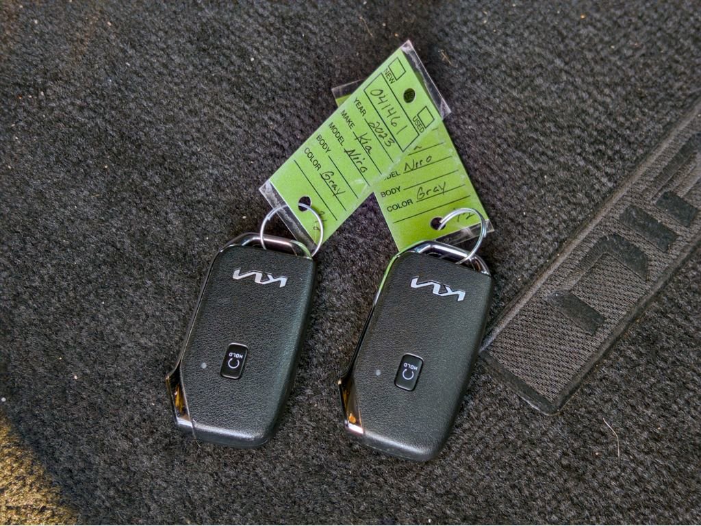 Used 2023 Kia Niro Wind image 22