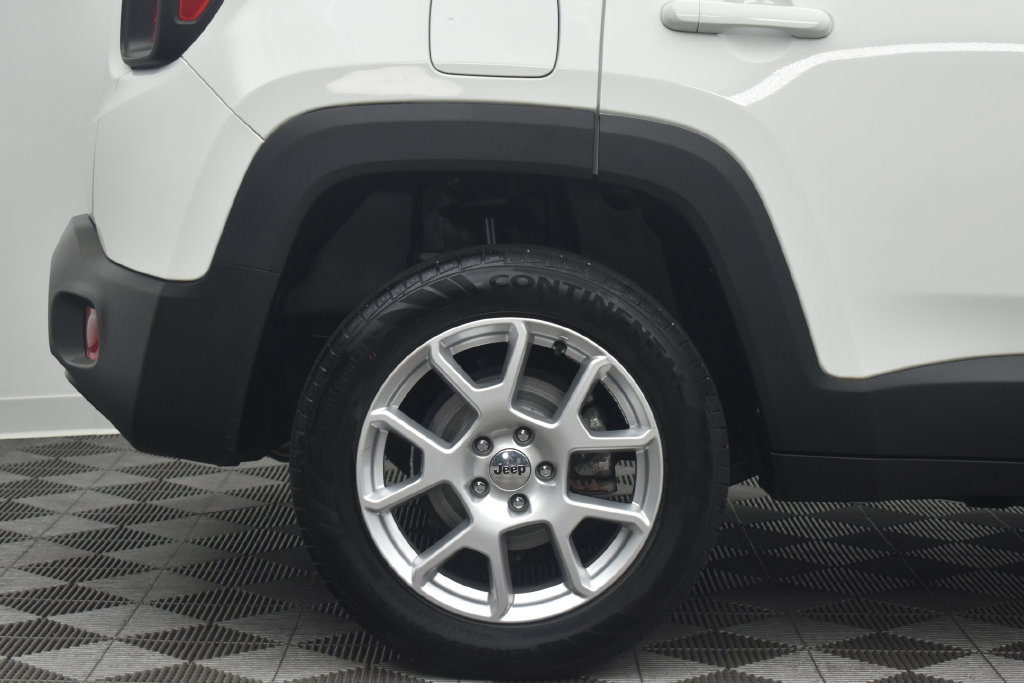 Used 2023 Jeep Renegade Latitude AWD/4WD image 25
