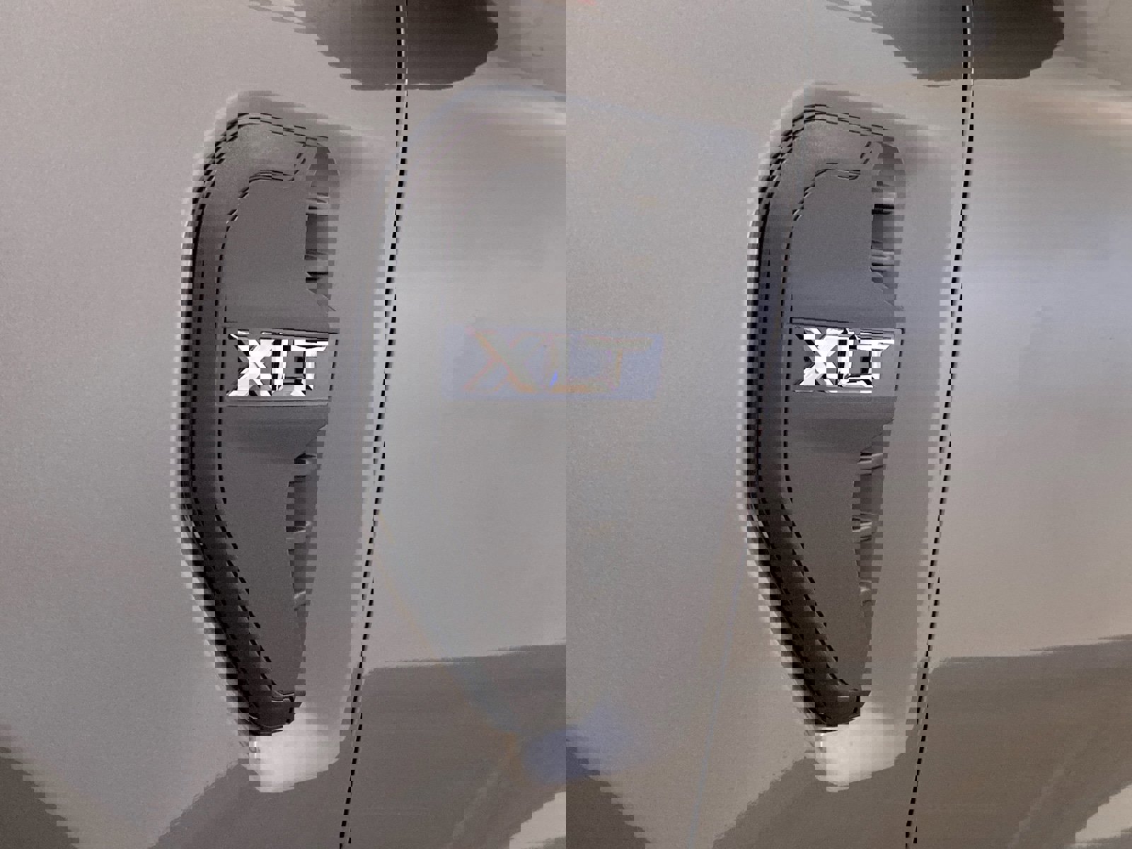 New 2025 Ford Ranger XLT w/ Equipment Group 301A High image 13