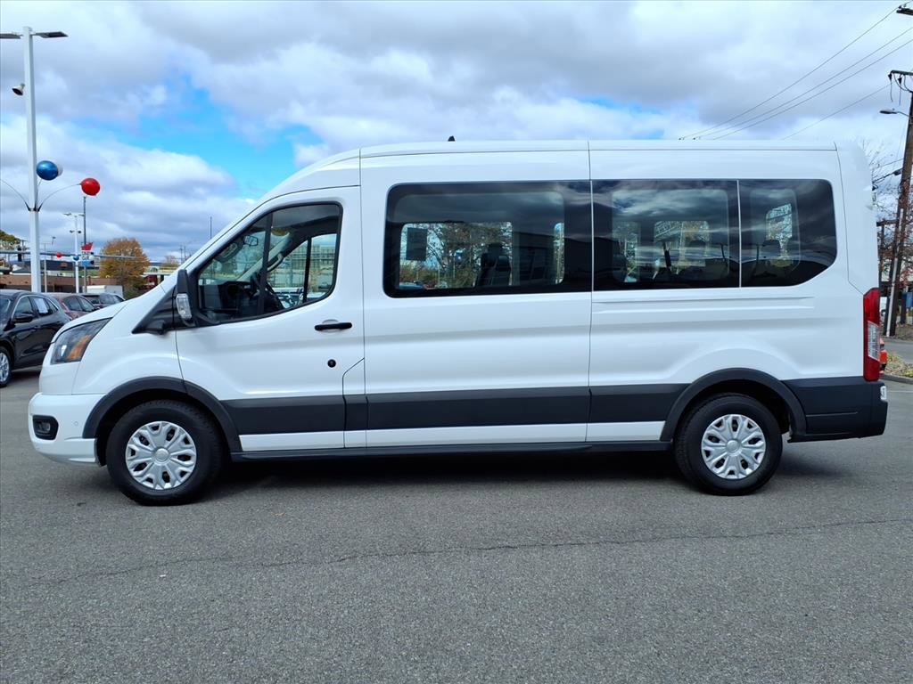Used 2023 Ford Transit 350 XLT image 2