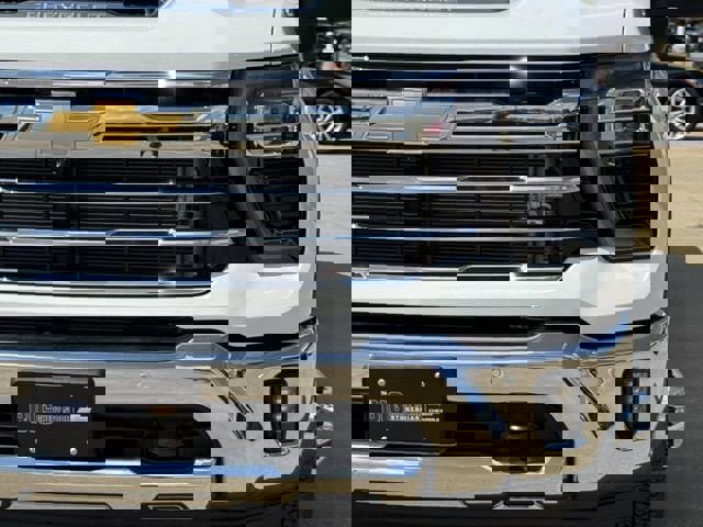 New 2026 Chevrolet Silverado 3500 LTZ image 9