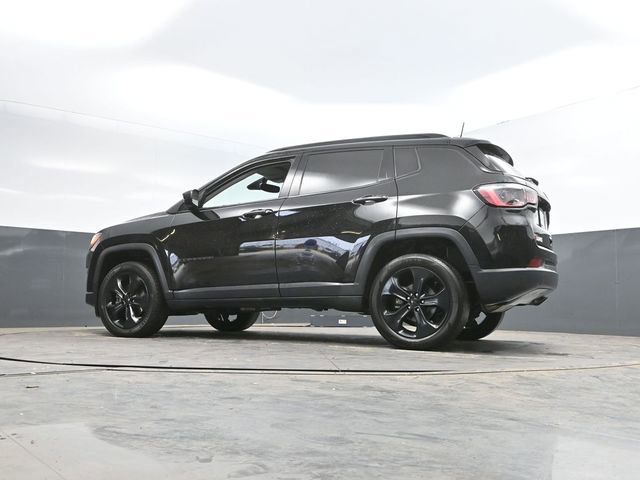 Used 2021 Jeep Compass Latitude image 41