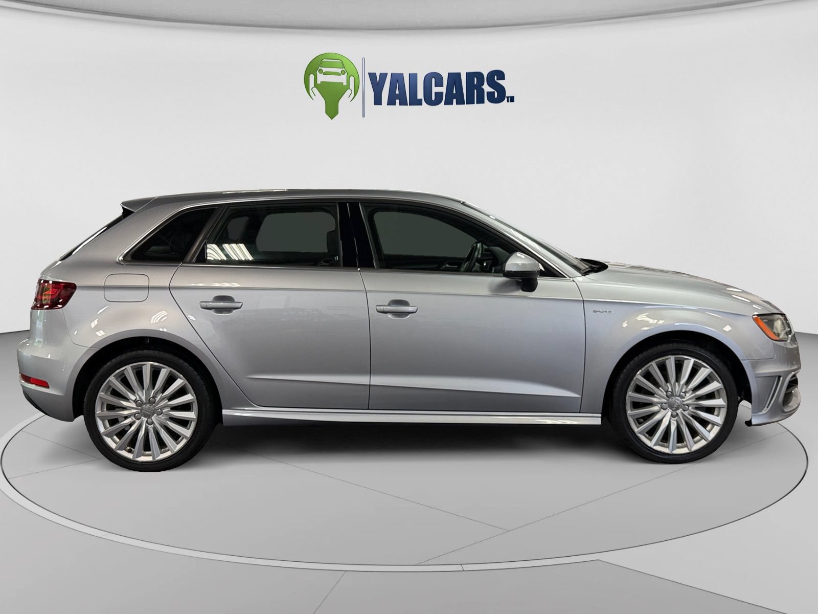 Used 2016 Audi A3 e-tron Premium Plus FWD image 6