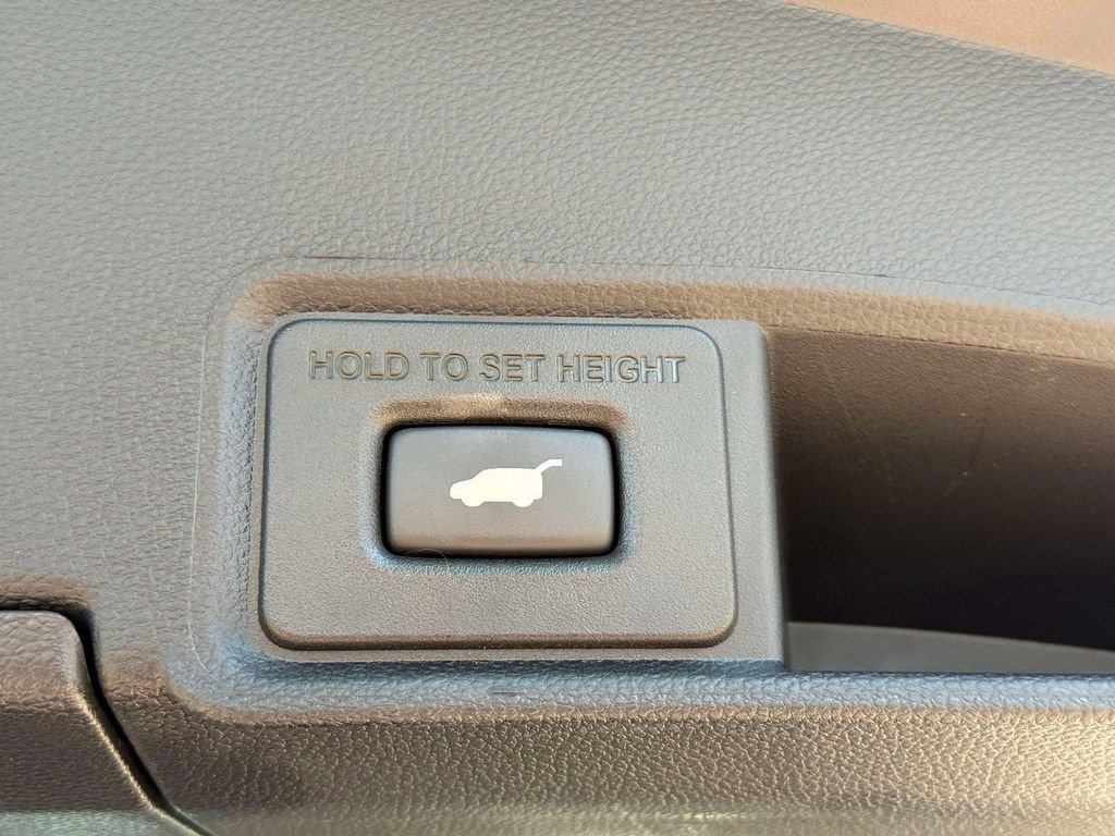 Certified 2023 Acura RDX w/ Advance Package AWD/4WD image 10