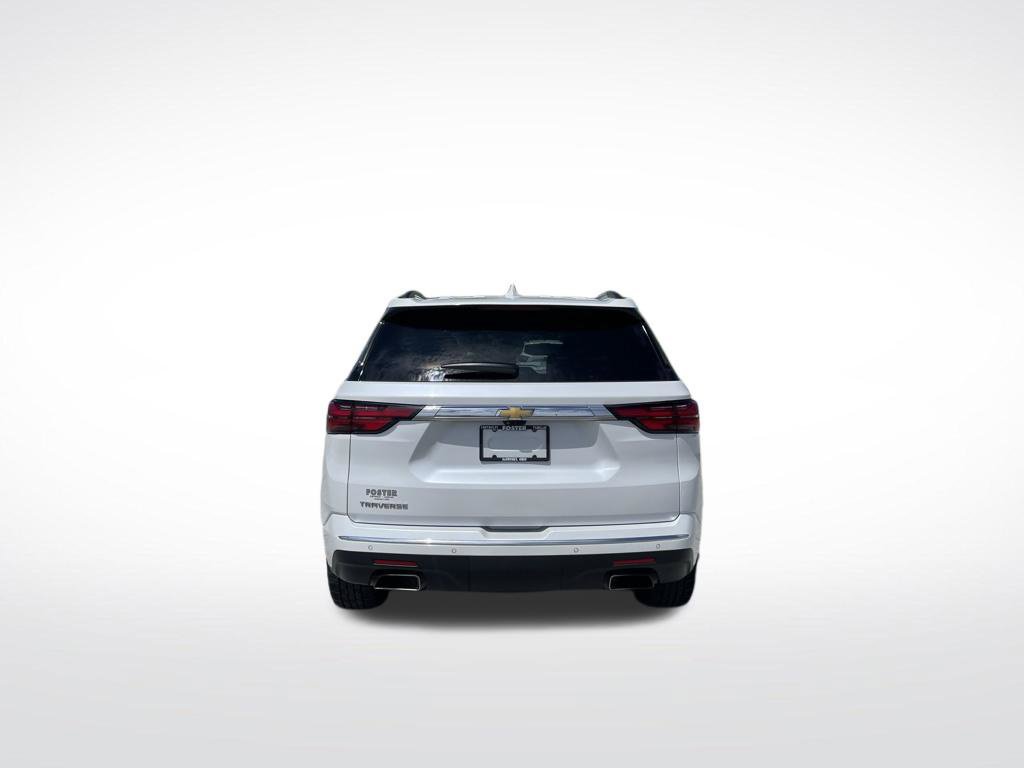 Used 2023 Chevrolet Traverse High Country FWD image 4