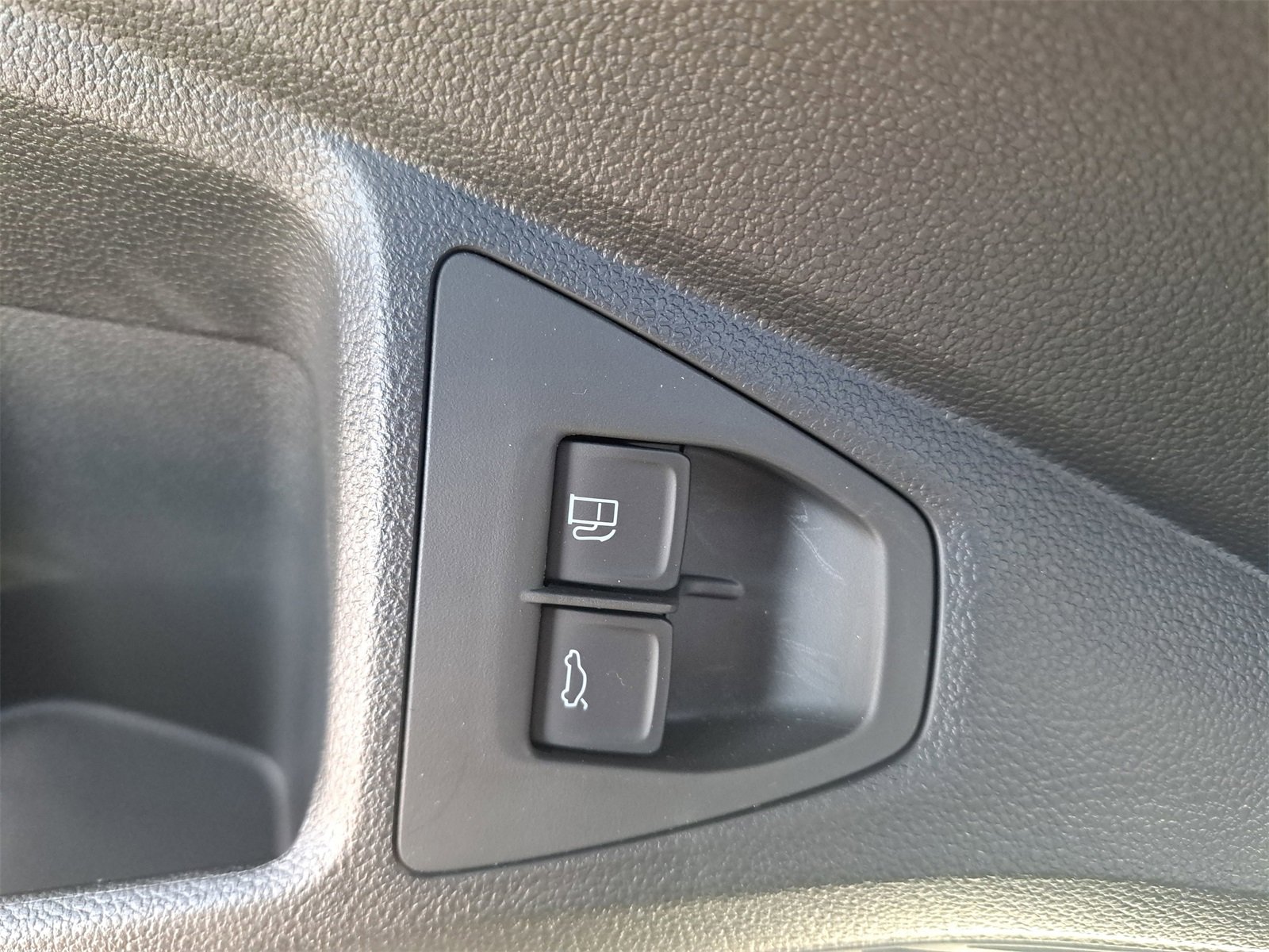 Certified 2024 Volkswagen Jetta S image 28