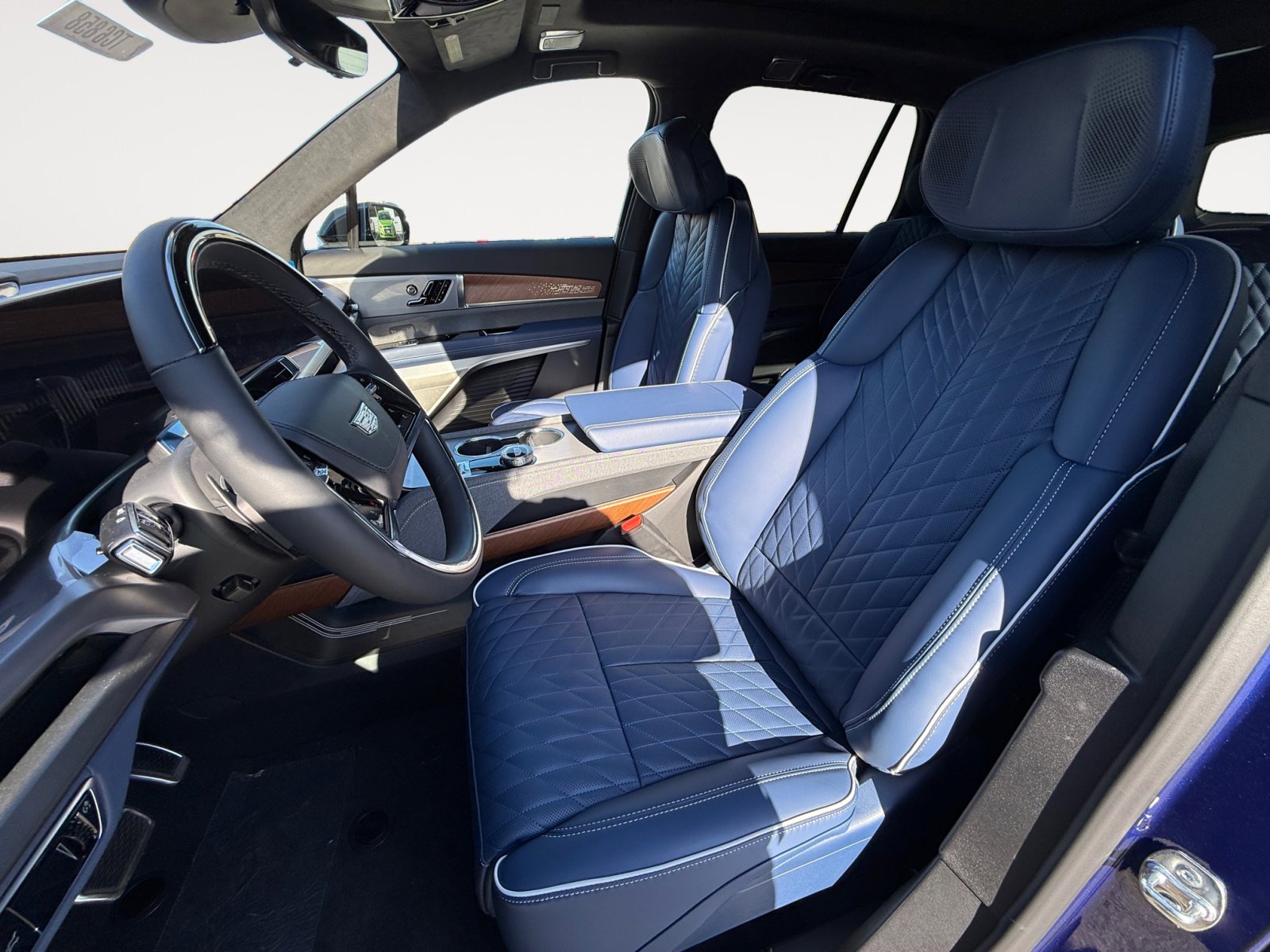 New 2026 Cadillac Vistiq Premium Luxury image 10