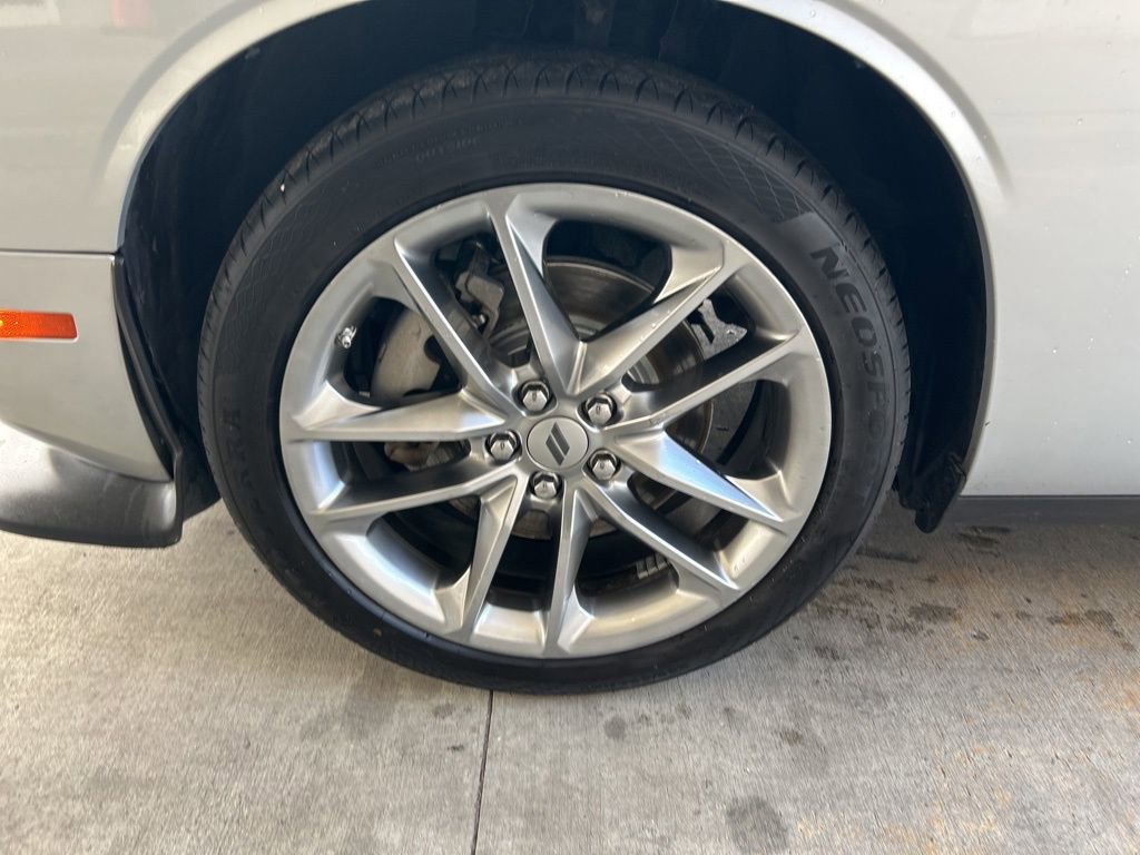 Used 2022 Dodge Challenger GT image 15