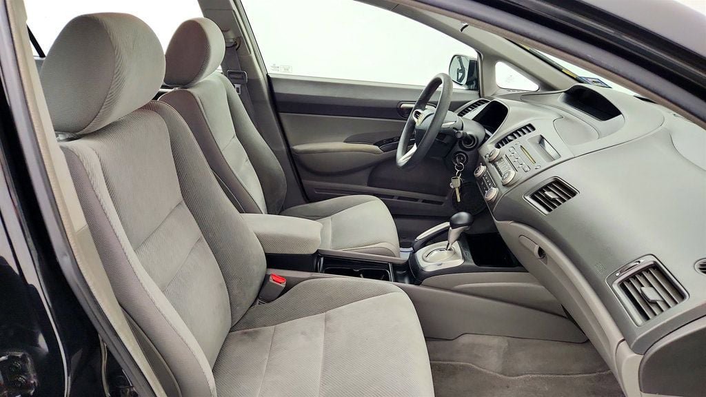 Used 2009 Honda Civic LX image 23