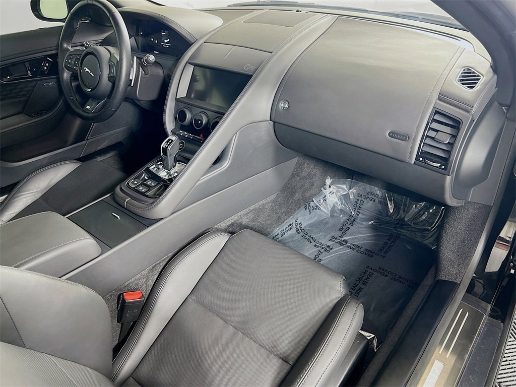 Used 2023 Jaguar F-TYPE R image 28