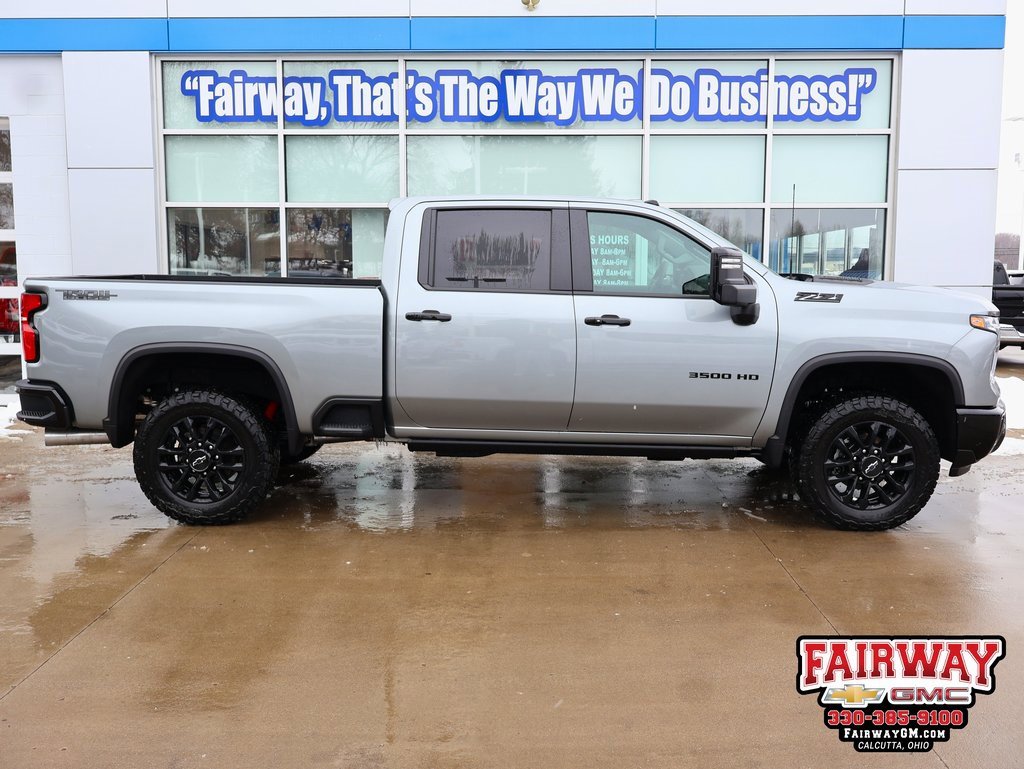 New 2026 Chevrolet Silverado 3500 LT w/ Trail Boss Package
