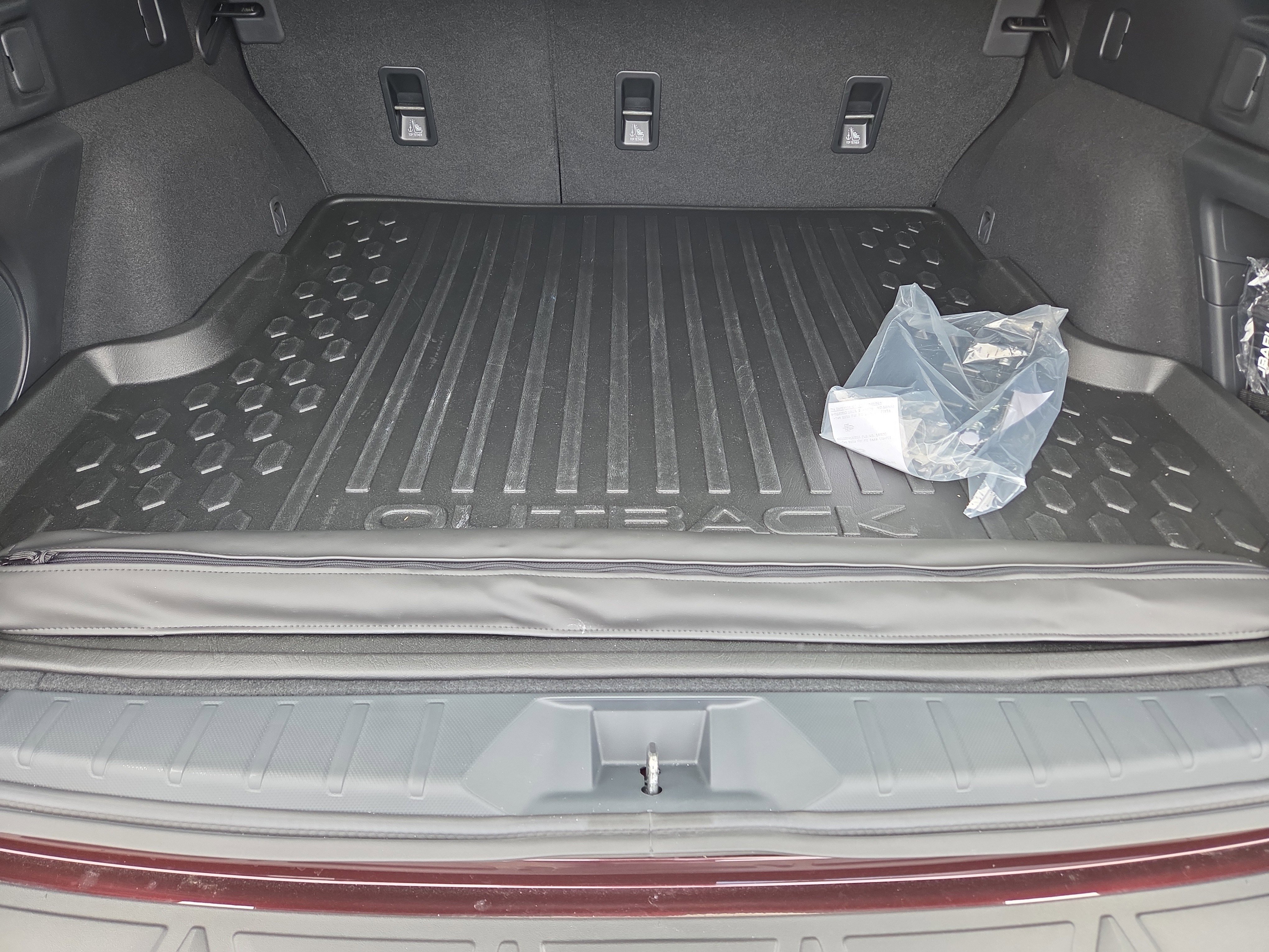 Used 2025 Subaru Outback Limited image 5