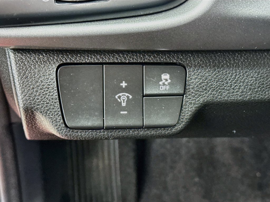 Used 2020 Kia Rio S FWD image 6
