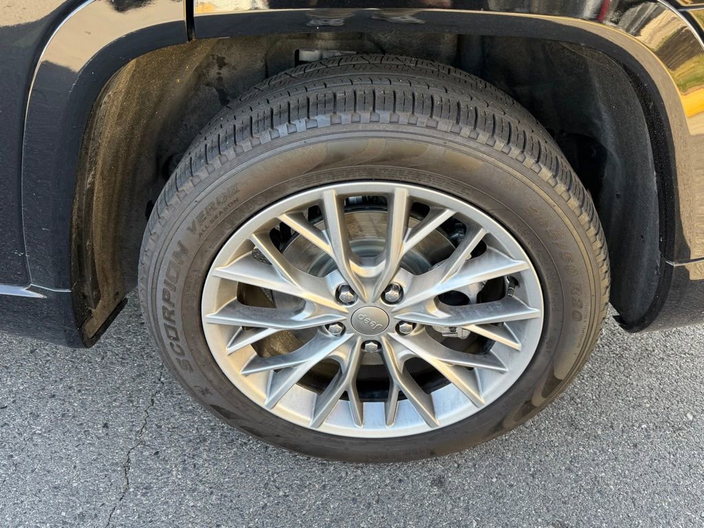 Certified 2024 Jeep Grand Cherokee L Summit image 13