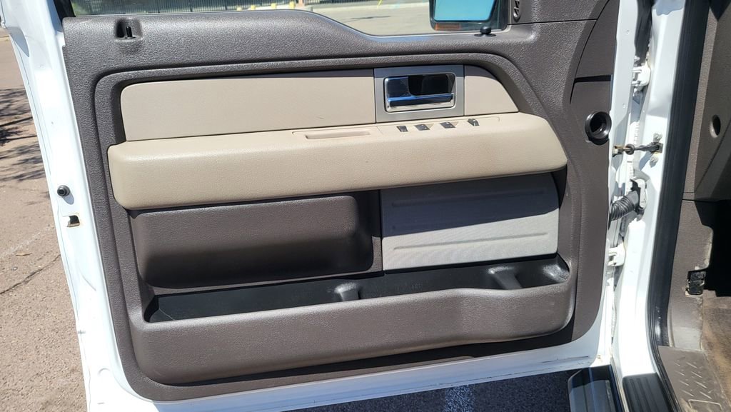 Used 2010 Ford F150 XLT image 23